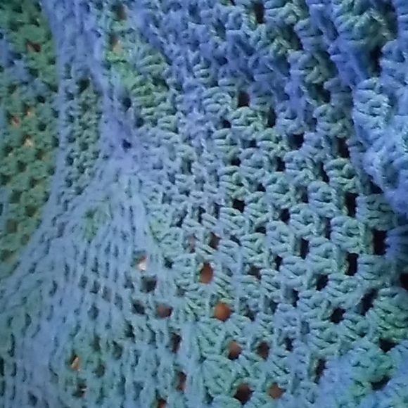 Afghan (crochet) - Picture 2 of 4